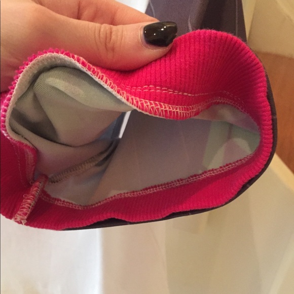 **SOLD**D.Va Crop Top OverWatch - Picture 7 of 9